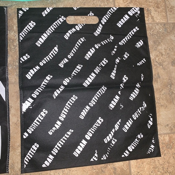 Urban Outfitters three reusable bags - Picture 4 of 5